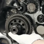 Why Choosing a Specialized Transmission and Gearbox Garage in DIP Matters?